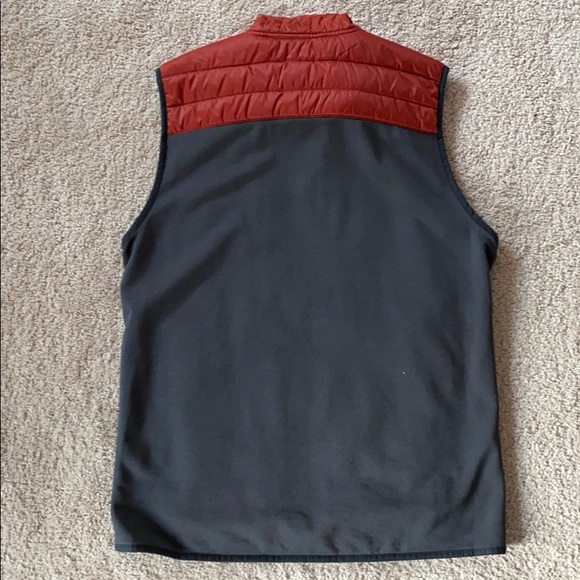 Men's Red Smartwool Vest - Picture 3 of 4